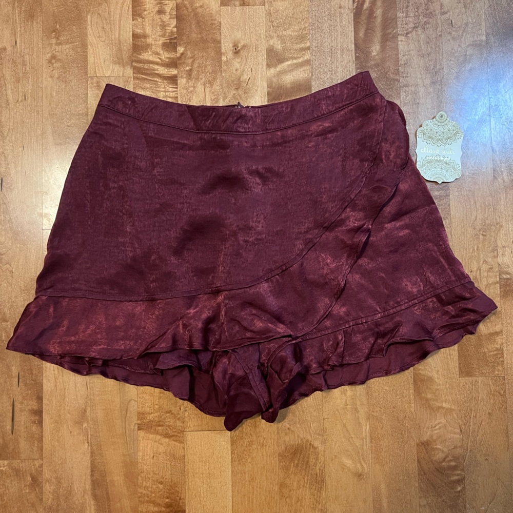 BNWT Altar’d State Size Medium Wine Red Skort